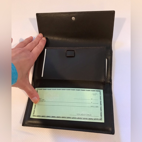 NWT Signature Coach Wallet Clutch 3H00027816 Color Khaki/Mahogany - Picture 8 of 9